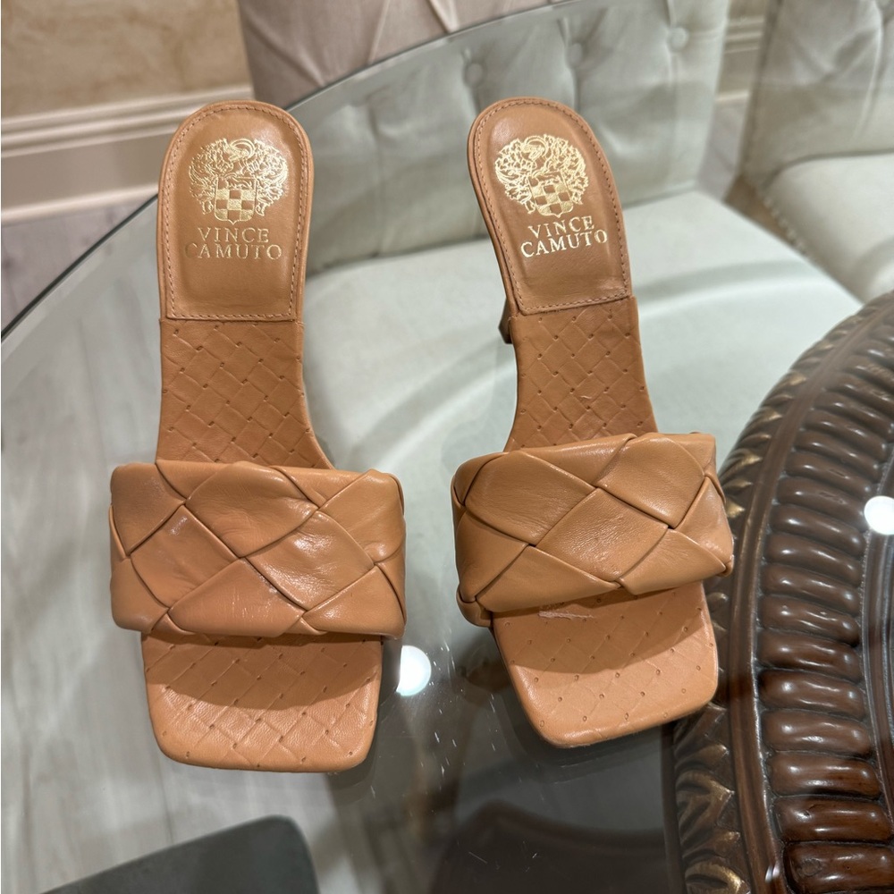 Vince Camuto Tan Women's Slide Sandals